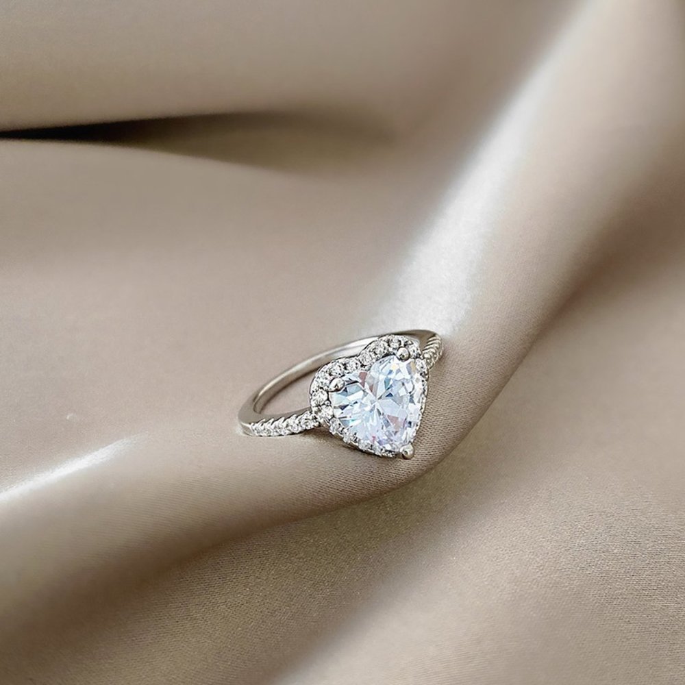 Heart zircon stone Silver Rings